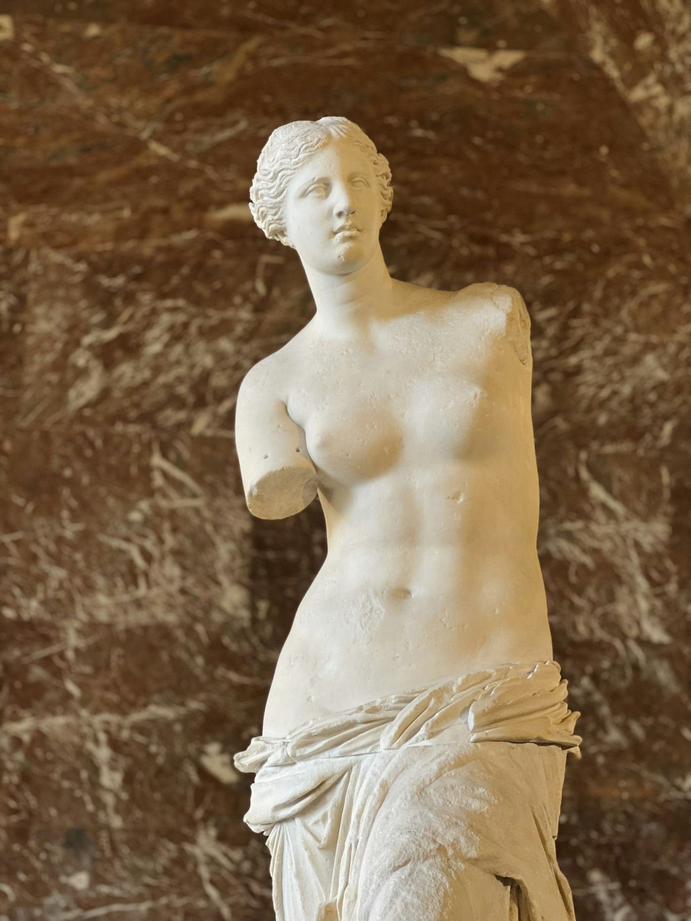 Μαρμάρινο άγαλμα, η αρχαιοελληνική καταγωγή της αυτογνωσίας